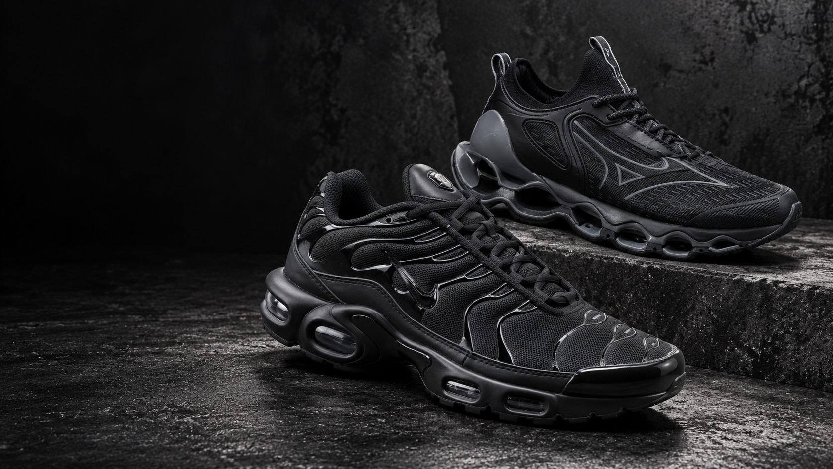 Mizuno preto e Nike TN preto